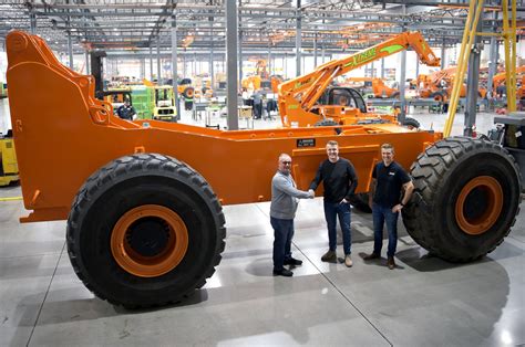 Extreme Heavy Machinery Compilation 的图像结果