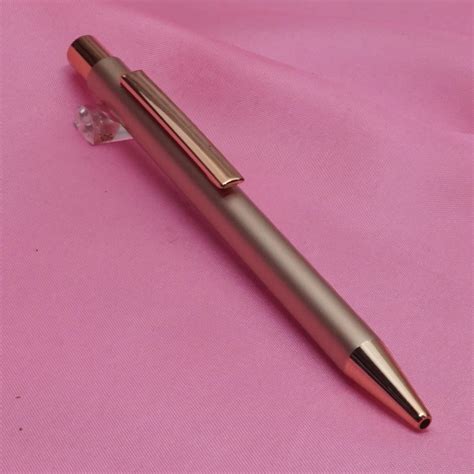 penhouse.in Rose Gold Color Body With Medium Tip Jotter Refill Click ...