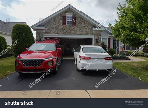 8+ Hundred Car Drive Real Face Royalty-Free Images, Stock Photos ...