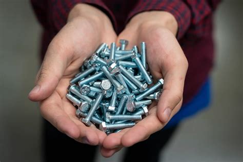 Brief Look into the Distribution of Fasteners | Class C Components