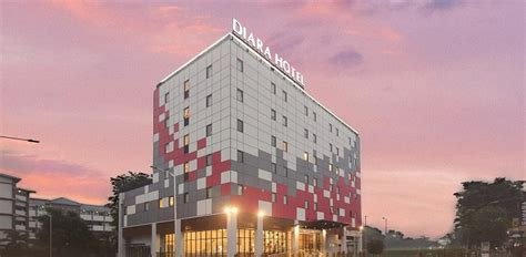DIARA HOTEL CILEUNGSI - Hotel Reviews, Photos, Rate Comparison ...