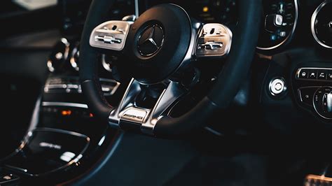 Mercedes-Benz Revolutionizes In-Car Experience With ChatGPT: AI Voice ...