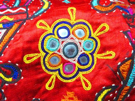 Mirror work on fabrics – 10 simple embroidery designs you could use