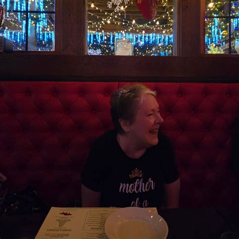 Bailey J Hess (@baileyonair) • Instagram photos and videos