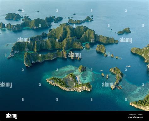 Raja ampat, indonesia aerial hi-res stock photography and images - Alamy