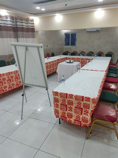 RÉSIDENCE LES STUDIOS III RUE DES BANQUES (Agboville) - Apartment ...