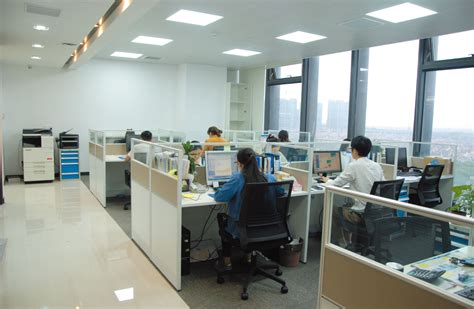 充满阳光与生命力的办公空间，上海宝业中心室内设计 | 建筑学院