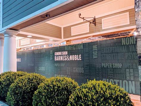 Rockville Nights: Signs of Barnes & Noble arriving at  