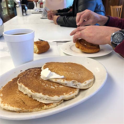 SPEEDY DONUTS, Norwalk - Restaurant Reviews, Photos & Phone Number ...