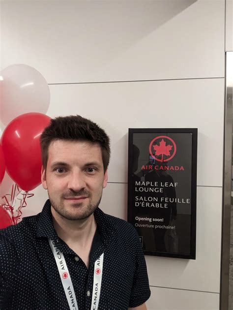 First look: Air Canada Maple Leaf Lounge San Francisco (SFO) - Flytrippers