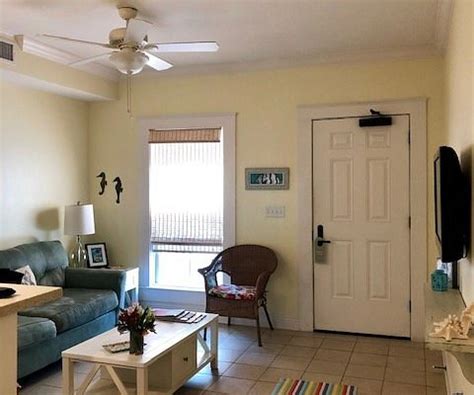 BAY TOWN INN BED & BREAKFAST (Bay Saint Louis) - B&B Reviews, Photos ...