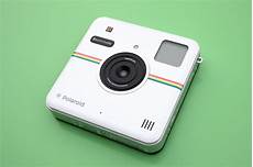 polaroid socialmatic instagram polaroid s new prints your pics and posts them on polaroid socialmatic instagram polaroid s new prints your pics and posts them on