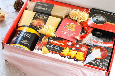 Christmas Gift Guide : Perfect Unisex Gifts for Him & Her | SUNNYDEI