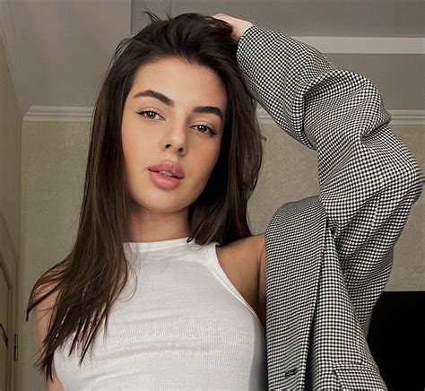 Desire livi 20062024 ???? Livi - Onlyfans SiteRip - Forumporn