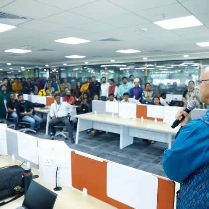 Rezultat imagine pentru Persistent Systems