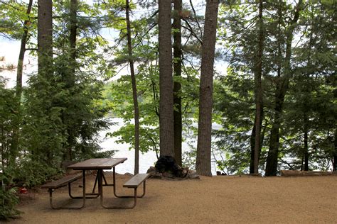 Lakes Region Campgrounds NH: Best Places to Stay