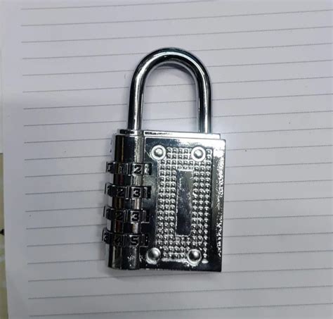 Lock 4 Digit Lock Number 的图像结果