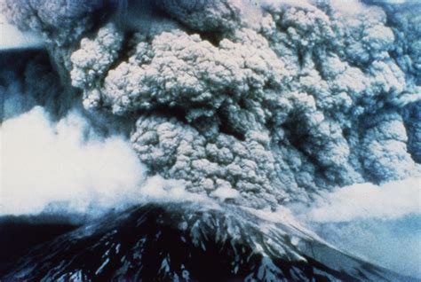 When Mount St. Helens Erupted 40 Years Ago This Photo Was Snapped and ...