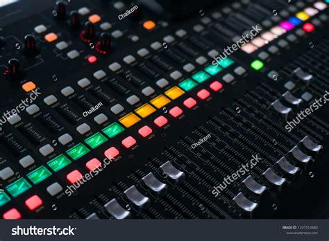 Sound Control Paneling 的图像结果