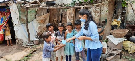 Donate masks in poor peoples - Self4Society