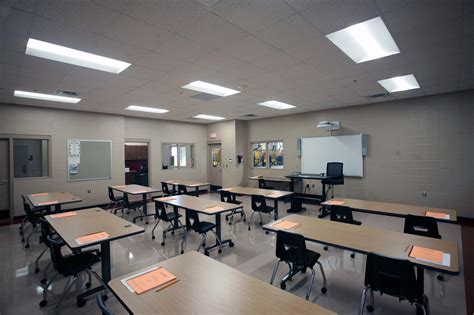 Red River Technology Center — Willowbrook