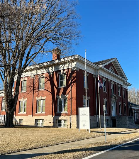 Jefferson Barracks Park (@jeffersonbarracksstl) • Instagram photos and ...