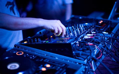 A DJ In Uganda Was Killed By Concertgoers For Playing ‘Boring Music ...