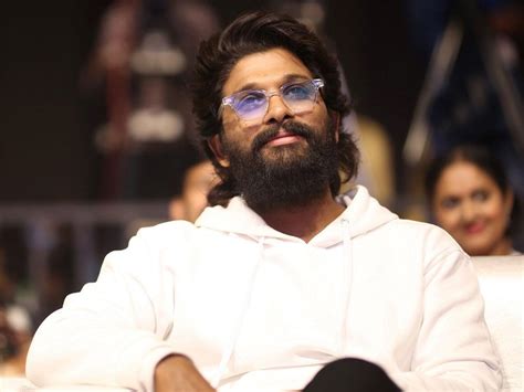 ஆந்திரா, தெலங்கானா மழை நிவாரணத்துக்கு நீளும் உதவிக்கரம் - அல்லு அர்ஜுன் ...