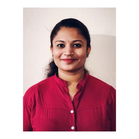 Shravya - Maths teacher in Bengaluru - ₹500/h