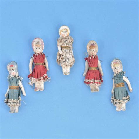 Old Porcelain Dolls Figurines