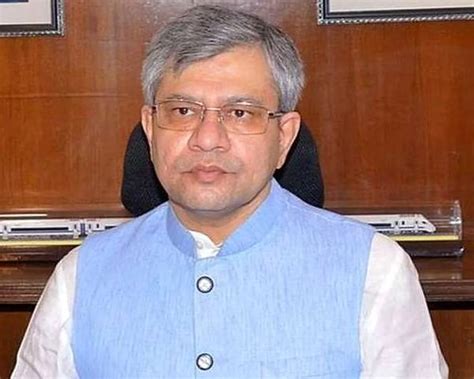 मुंबई उपनगरांमध्ये रेल्वे पायाभूत सुविधांचा विस्तार करण्यासाठी रेल्वे ...