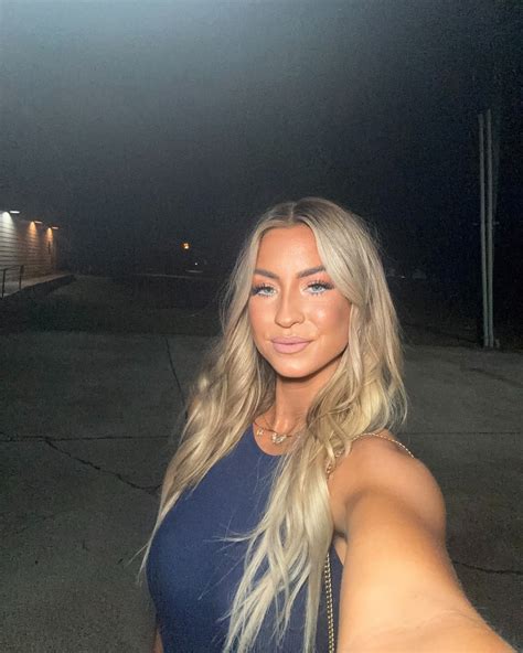 MaKayla Hinton, Realtor® | “Nobody gives you a chance; you gotta take chances.” | Instagram