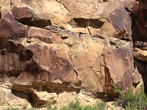 Legend Rock Petroglyphs, Wyoming - TravelingMel