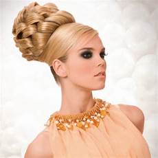 Beehive Hairstyle by 25 Jaw Dropping Beehive Hairdos For Extravagant Beehive Hairstyle