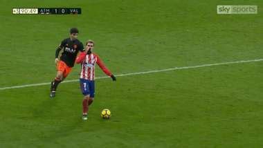 Antoine Griezmann transfer news: Barcelona & Man Utd-linked star ...