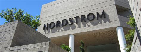 Nordstrom | Luxury Shopping at Hillsdale Shopping Center