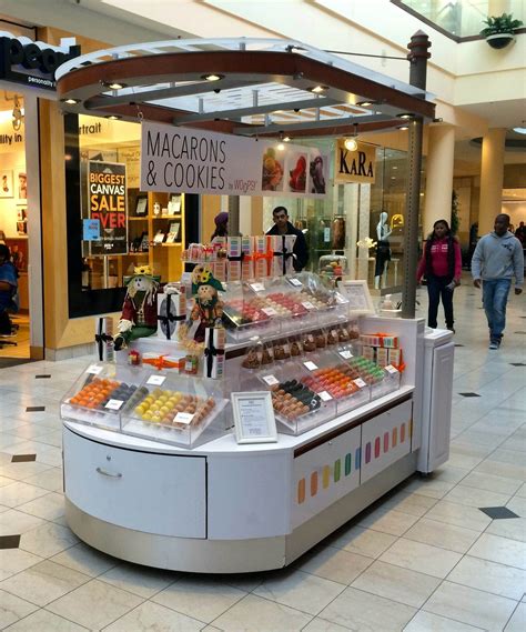 Little Carts of Joy (Roosevelt Field Mall) | Kiosk design, Mall kiosk ...