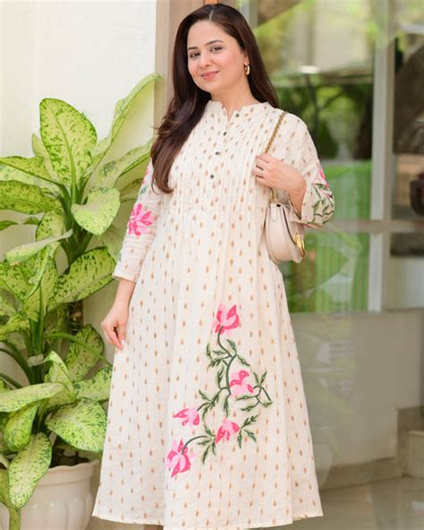 Ivory Rose Petals Gold 2 Piece Pure Cotton Festive Kurta Set For Women ...