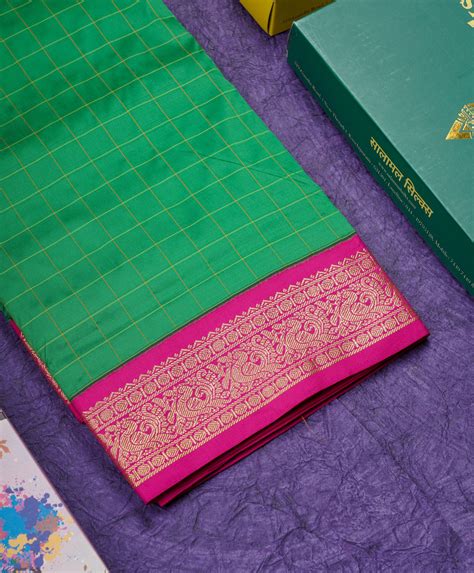 9 Yards Semi Silk Saree Green with Contrast Pink Border – Salammal Silks