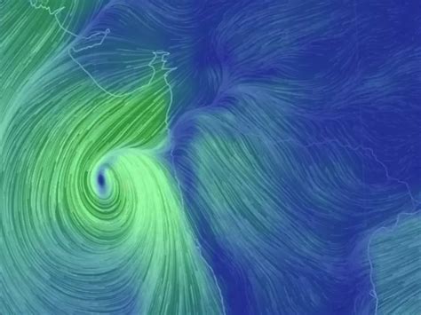 Follow Cyclone Ockhi & Live Wind Patterns On This Data Animation Site ...