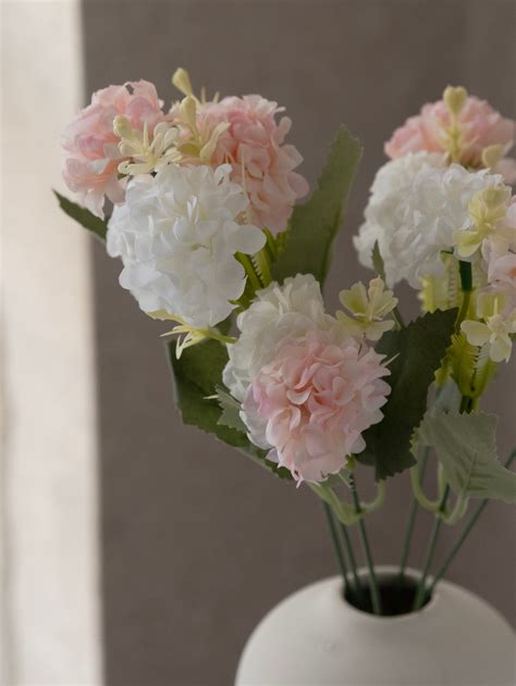 Artificial Multicolor Hydrangea Flower Bunch (Set of 3) – VCK Greens