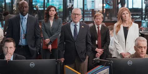 Robert De Niro Is The US President In First Images Of Netflix's New ...