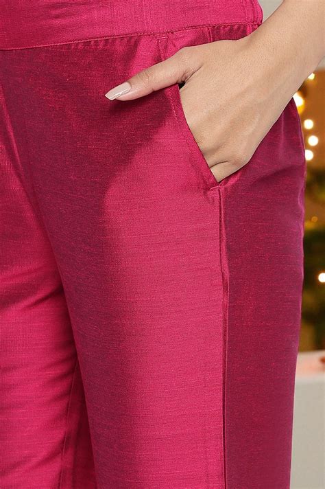 Buy Elleven Women's Pink Solid Mid Rise Slub Trousers in Ankle Length ...
