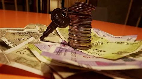 UPS Deadline Extended: Govt Employees Get Two More Months To Decide On ...