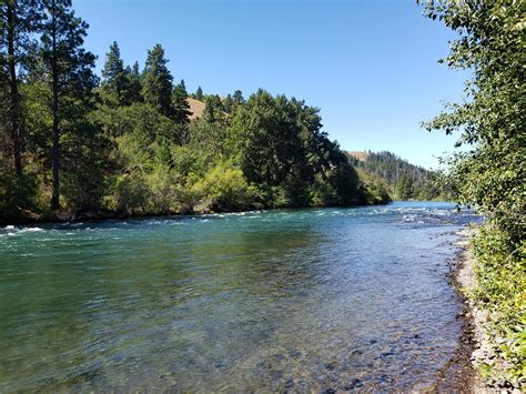 A little prospecting spot on the river. Kittitas County, WA. 4032 x ...