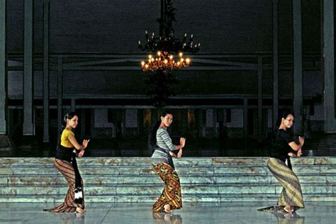 Surakarta, Indonesia - TimesTravel