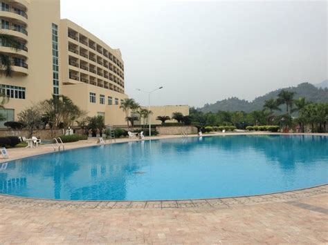 BISHUIWAN HOT SPRING HOLIDAY INN (Guangzhou) - Resort Reviews, Photos ...