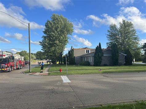 Reader photos capture aftermath of tornado that hit Huntley – Shaw Local