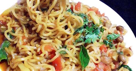 Masala aata noodles Recipe by Palak Manghwani - Cookpad