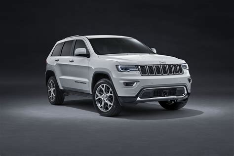 Jeep releases the 2020 Grand Cherokee SUV in ten-model range - 4BC